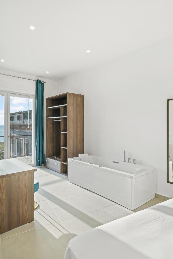 Pangea Luxury Rooms กาสเตลลัมมาเร ดิ สตาเบีย ภายนอก รูปภาพ