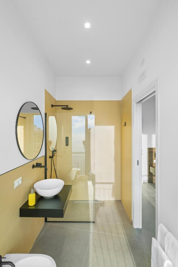 Pangea Luxury Rooms กาสเตลลัมมาเร ดิ สตาเบีย ภายนอก รูปภาพ